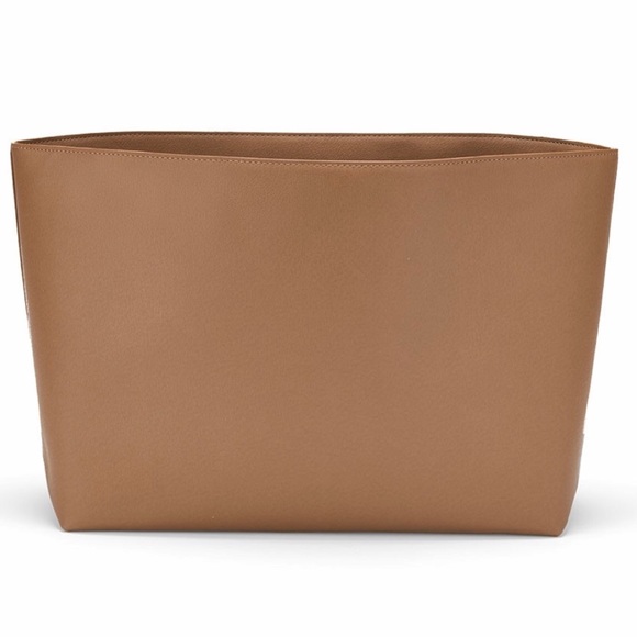 ISO: Cuyana Tote Organization Insert in Caramel - Picture 1 of 3